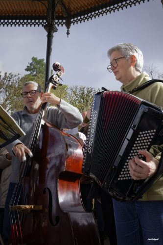 spectcle de Bachiques Bouzouks