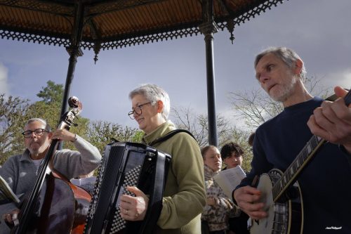 spectcle de Bachiques Bouzouks