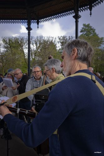 spectcle de Bachiques Bouzouks